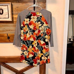 Medium Floral LuLaRoe Randy Top